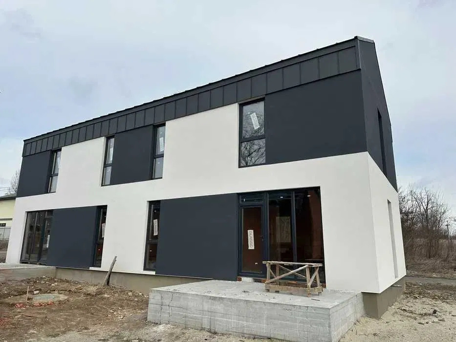 Продаж дуплексу 90 м²