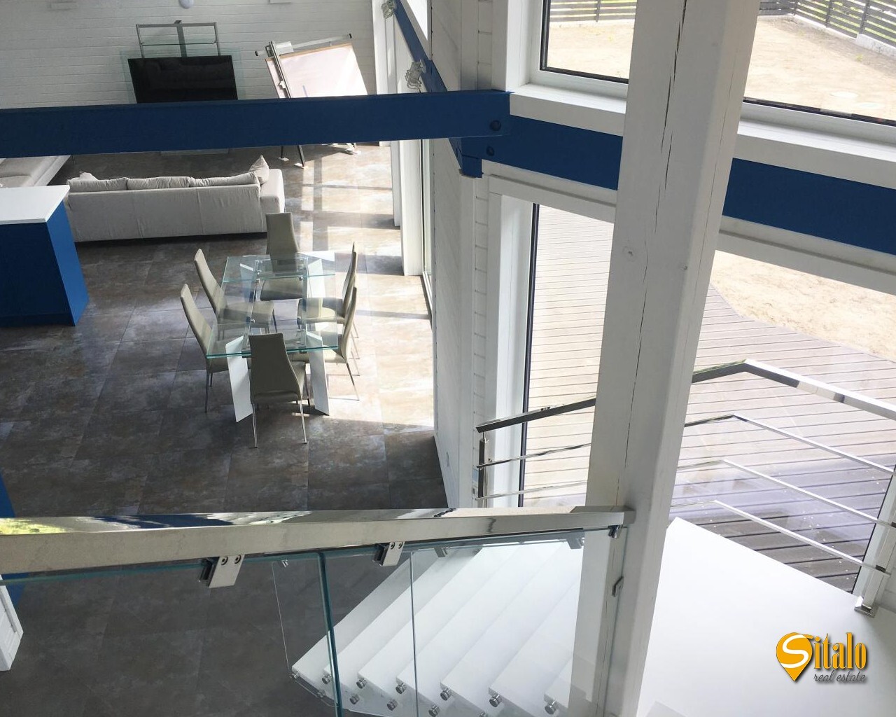Продаж будинку 230 м²