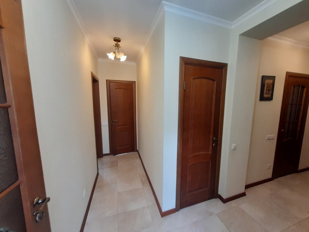 Аренда 3-комнатной квартиры 82 м², Михаила Омельяновича-Павленко ул., 13