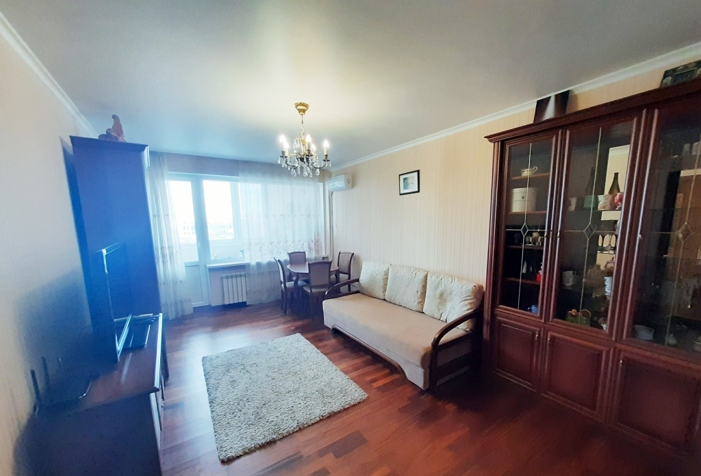 Аренда 3-комнатной квартиры 82 м², Михаила Омельяновича-Павленко ул., 13