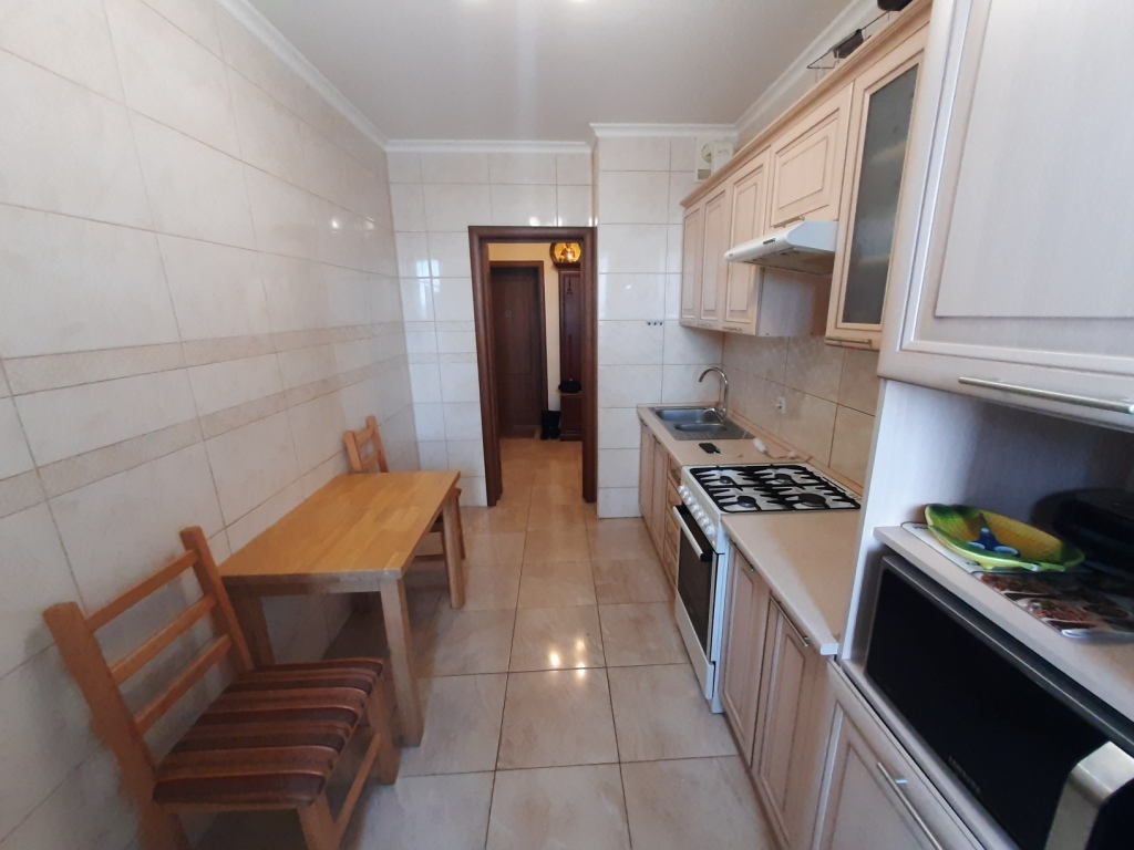 Аренда 3-комнатной квартиры 82 м², Михаила Омельяновича-Павленко ул., 13