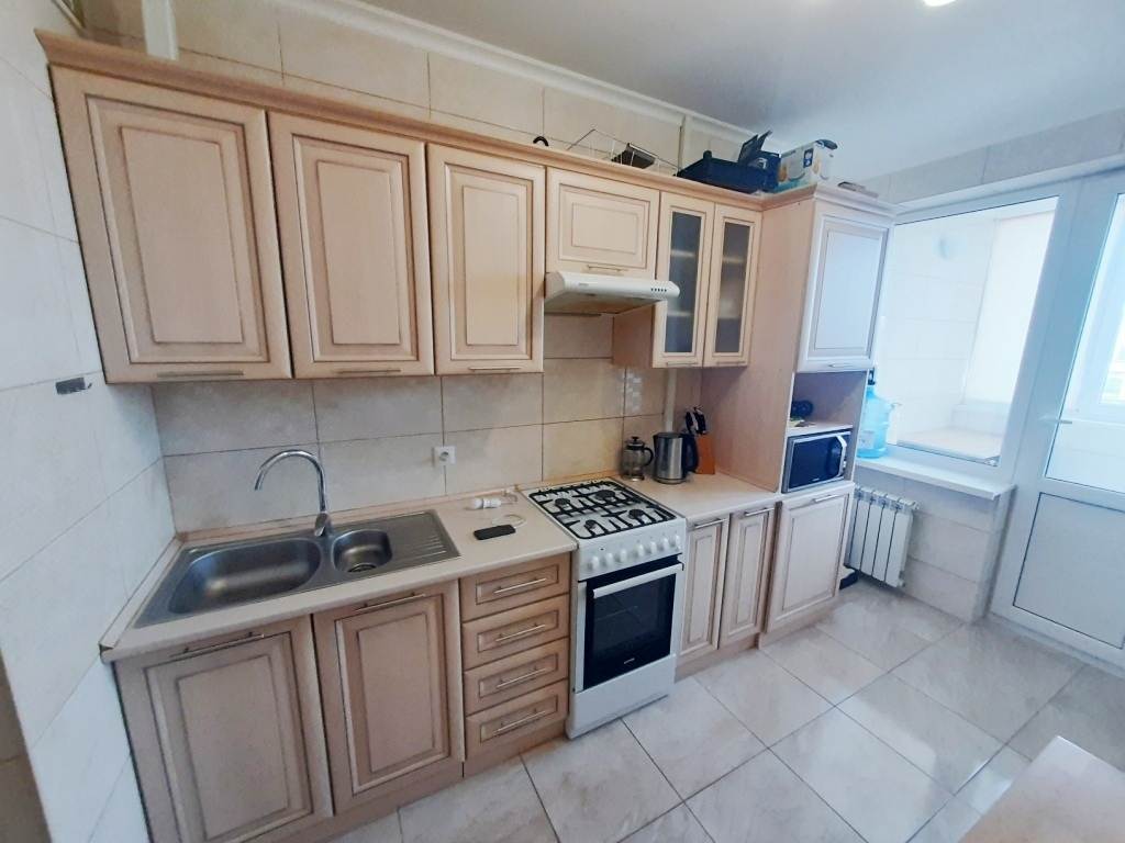 Аренда 3-комнатной квартиры 82 м², Михаила Омельяновича-Павленко ул., 13