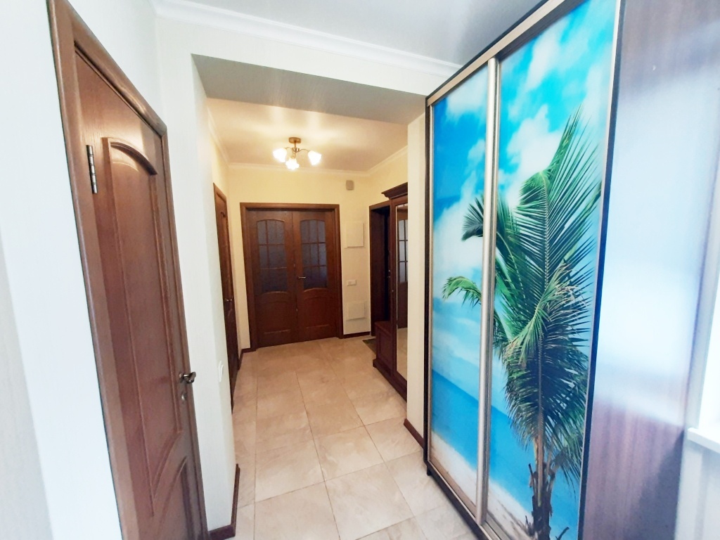 Аренда 3-комнатной квартиры 82 м², Михаила Омельяновича-Павленко ул., 13
