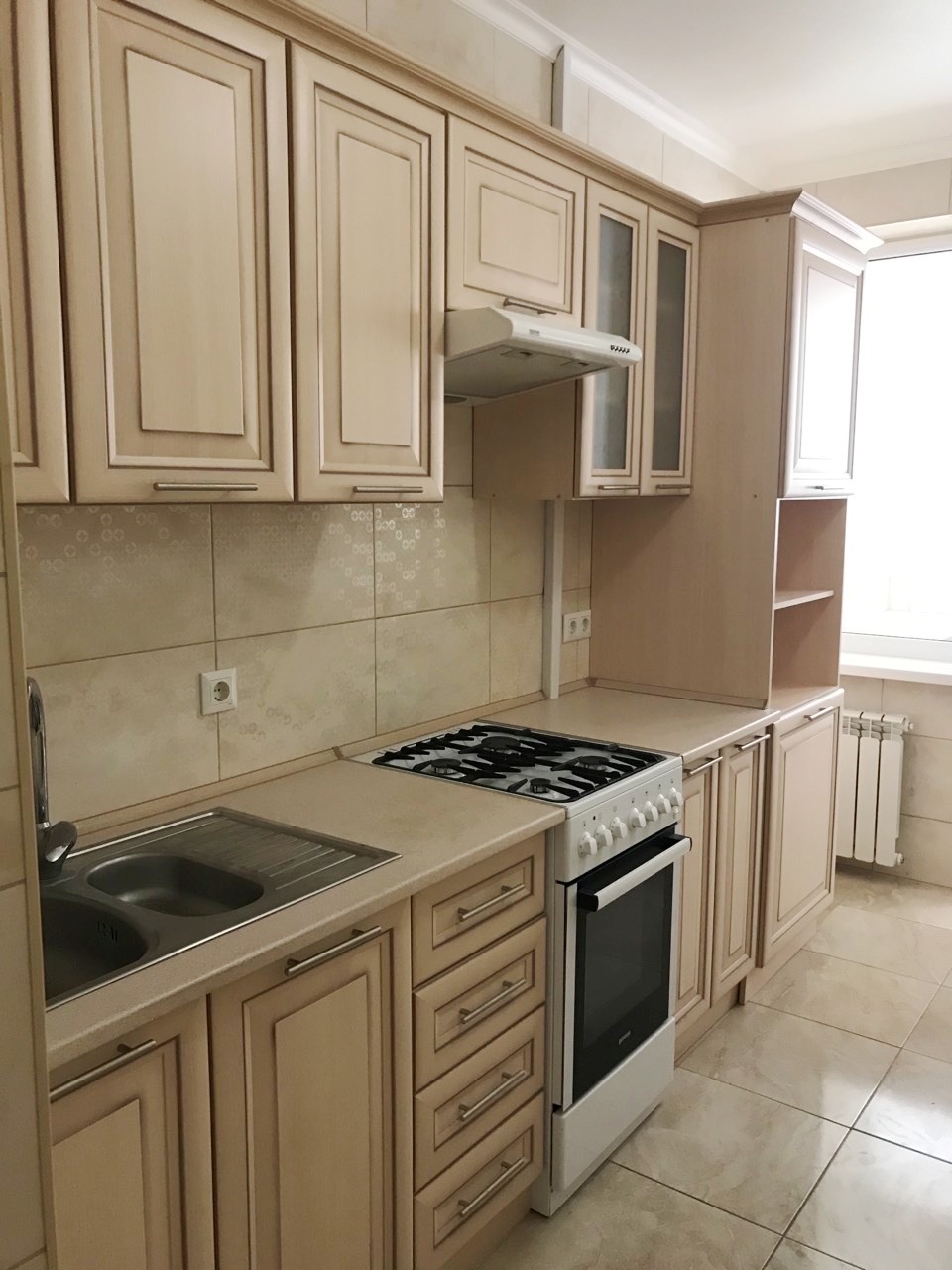 Аренда 3-комнатной квартиры 82 м², Михаила Омельяновича-Павленко ул., 13