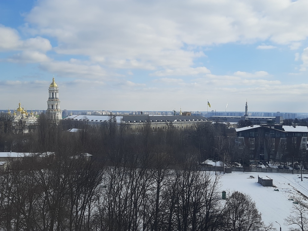 Аренда 3-комнатной квартиры 82 м², Михаила Омельяновича-Павленко ул., 13