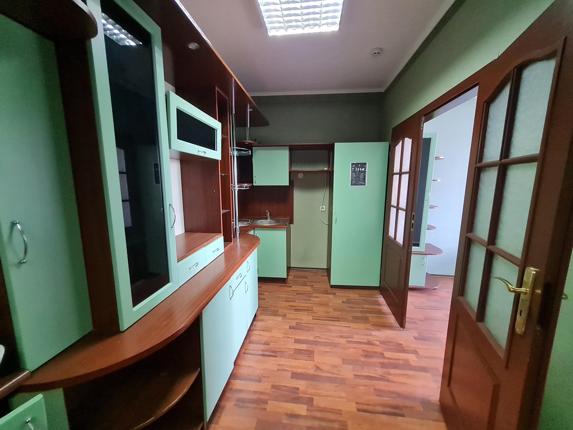 Аренда офиса 99.9 м², Степана Бандеры просп., 6
