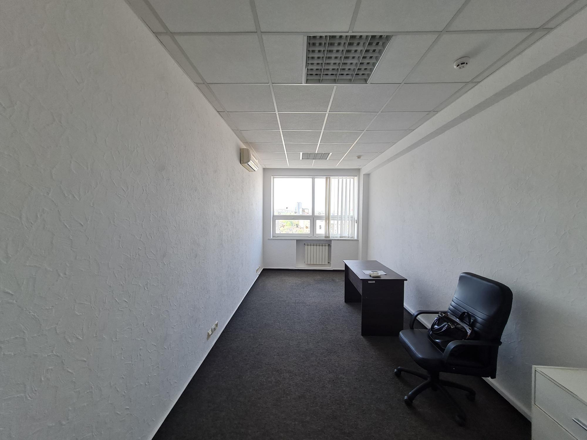 Аренда офиса 99.9 м², Степана Бандеры просп., 6