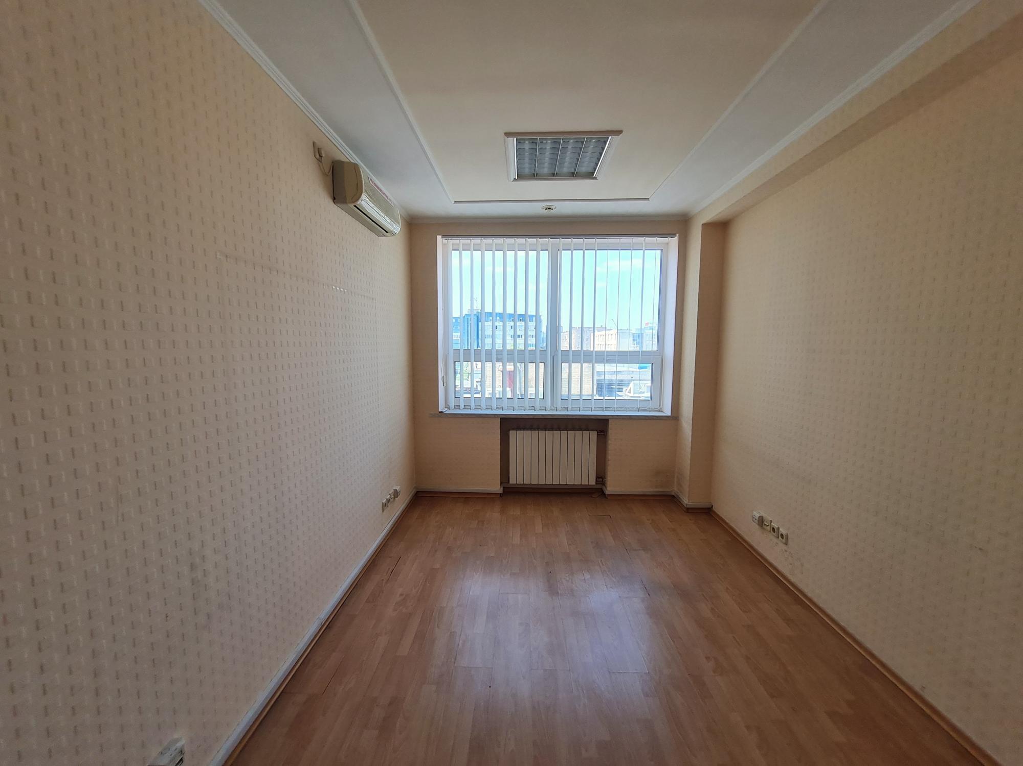 Аренда офиса 80.7 м², Степана Бандеры просп., 6