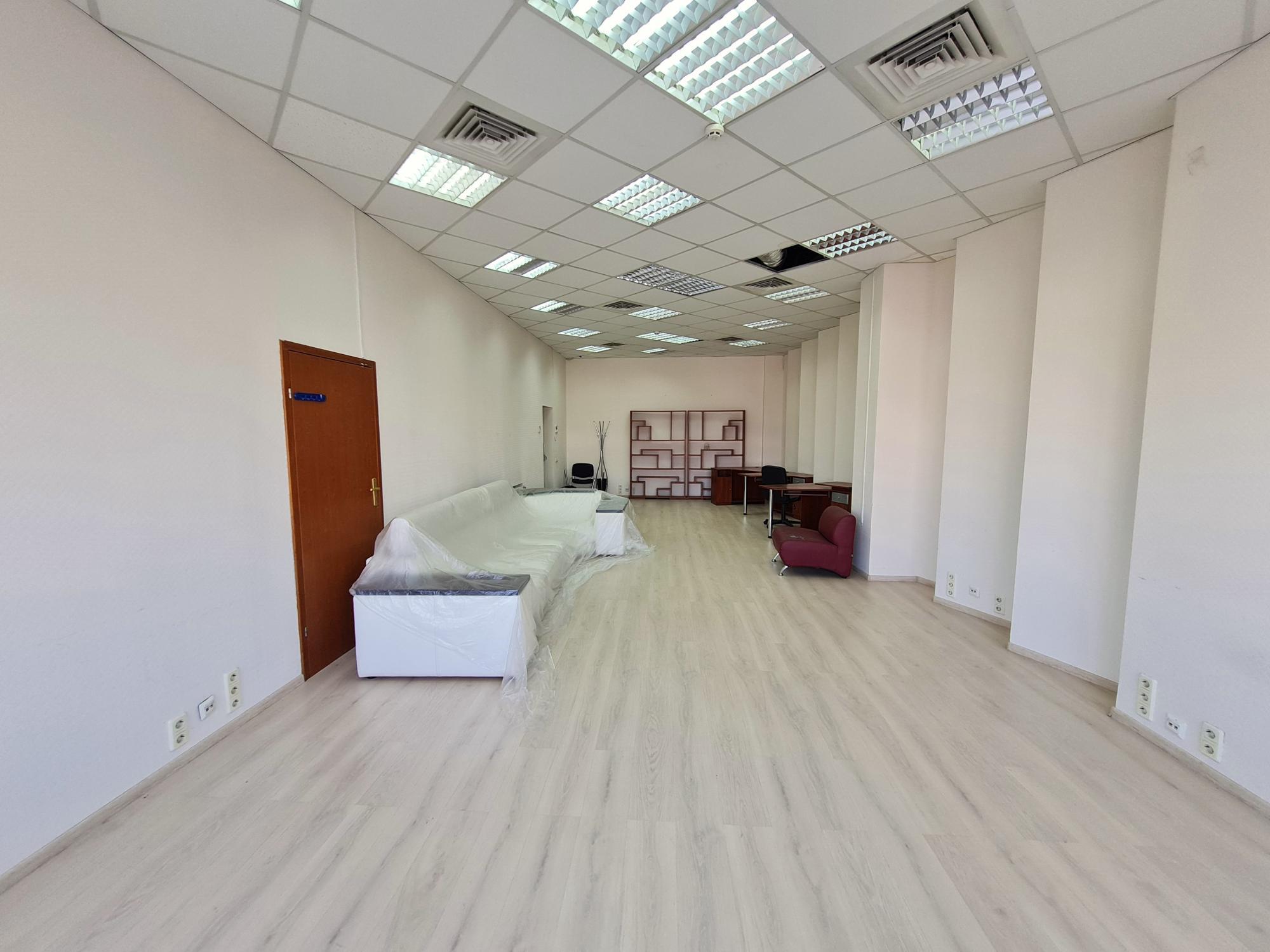 Аренда офиса 56.3 м², Степана Бандеры просп., 6