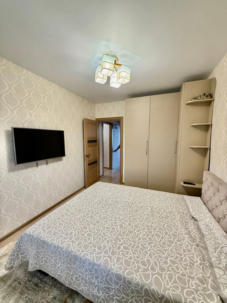 Продажа 3-комнатной квартиры 67 м², Тополь 3 ул., 21 К1