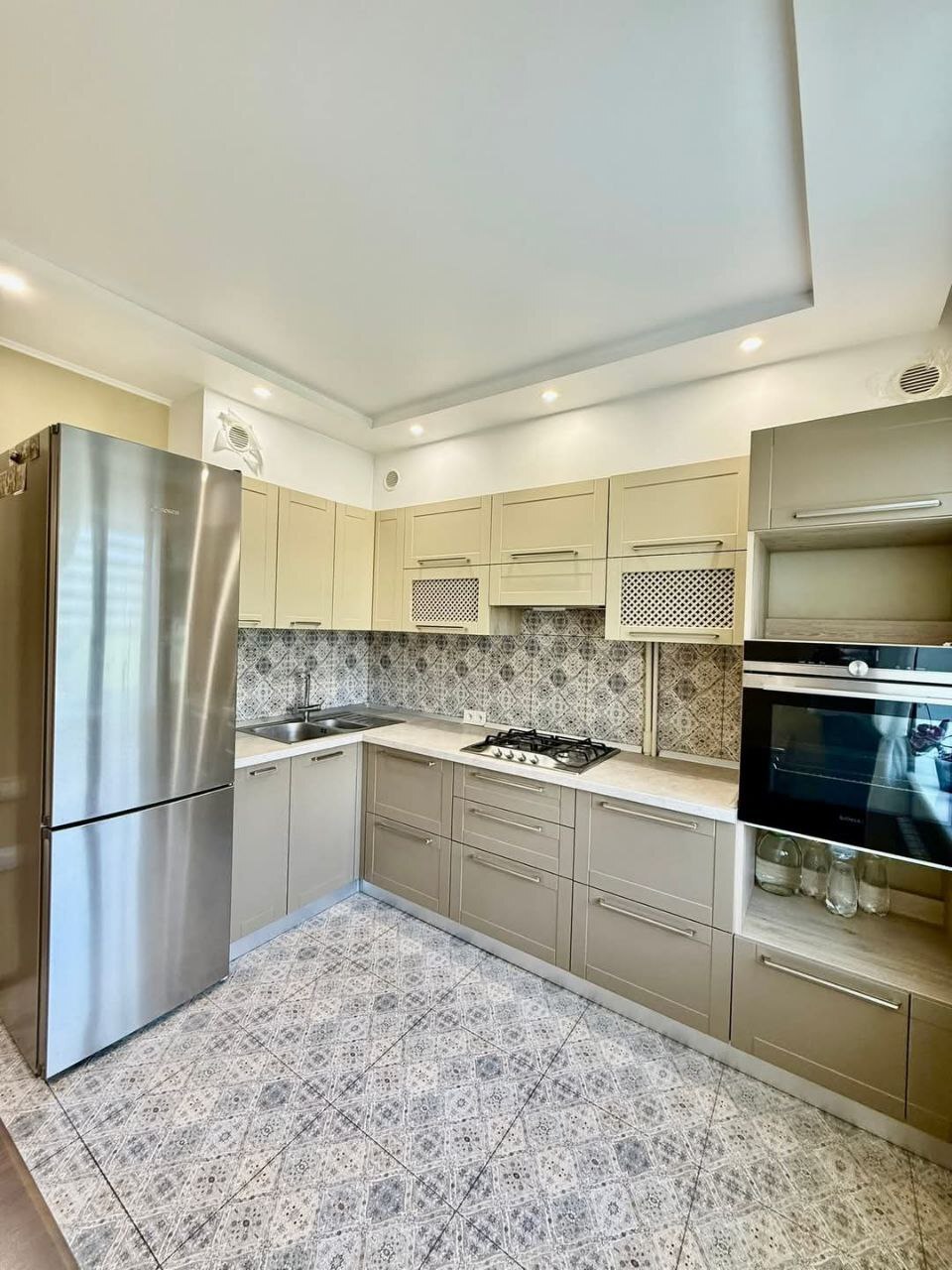 Продажа 3-комнатной квартиры 67 м², Тополь 3 ул., 21 К1