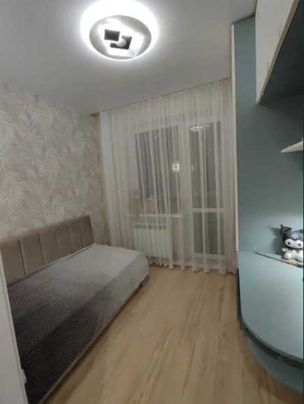 Продажа 3-комнатной квартиры 63 м², Интернационалистов ул.