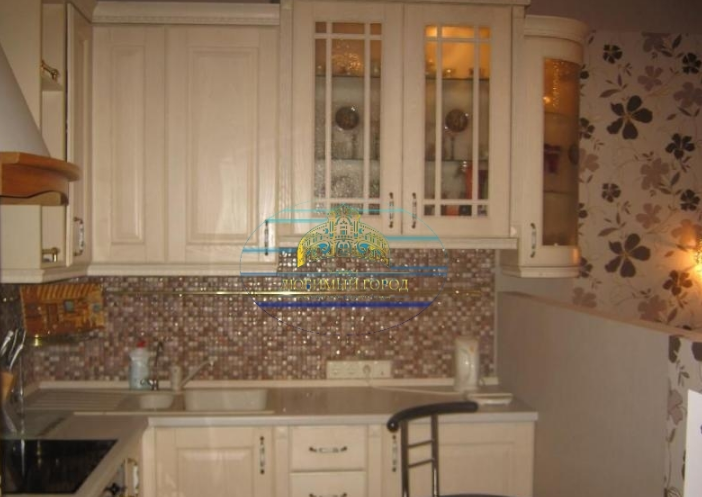 Продаж 1-кімнатної квартири 52 м², Інглезі вул.