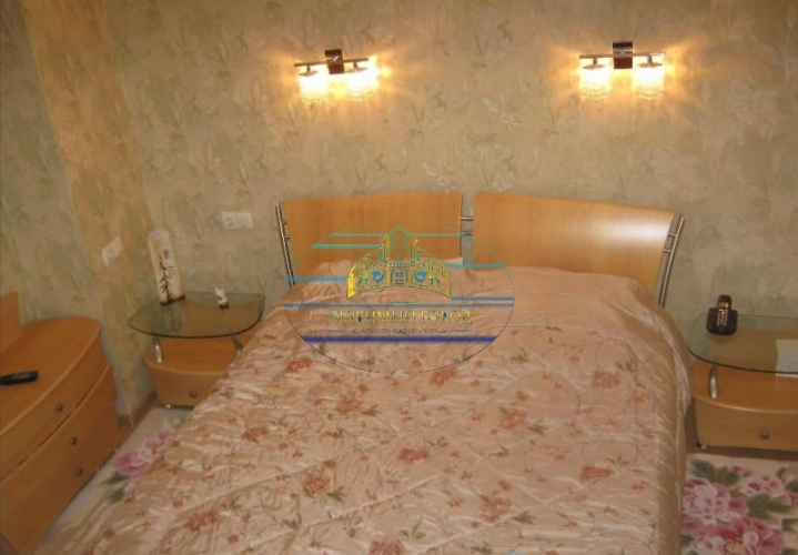 Продаж 1-кімнатної квартири 52 м², Інглезі вул.