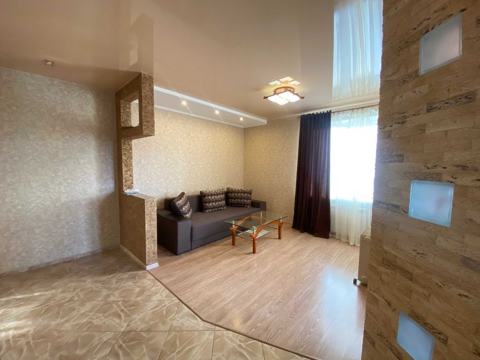 Аренда 1-комнатной квартиры 42 м², Бочарова-атриум ул., 7/10