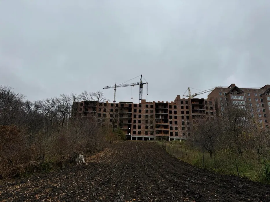 Продажа участка под индивидуальное жилое строительство 10 соток
