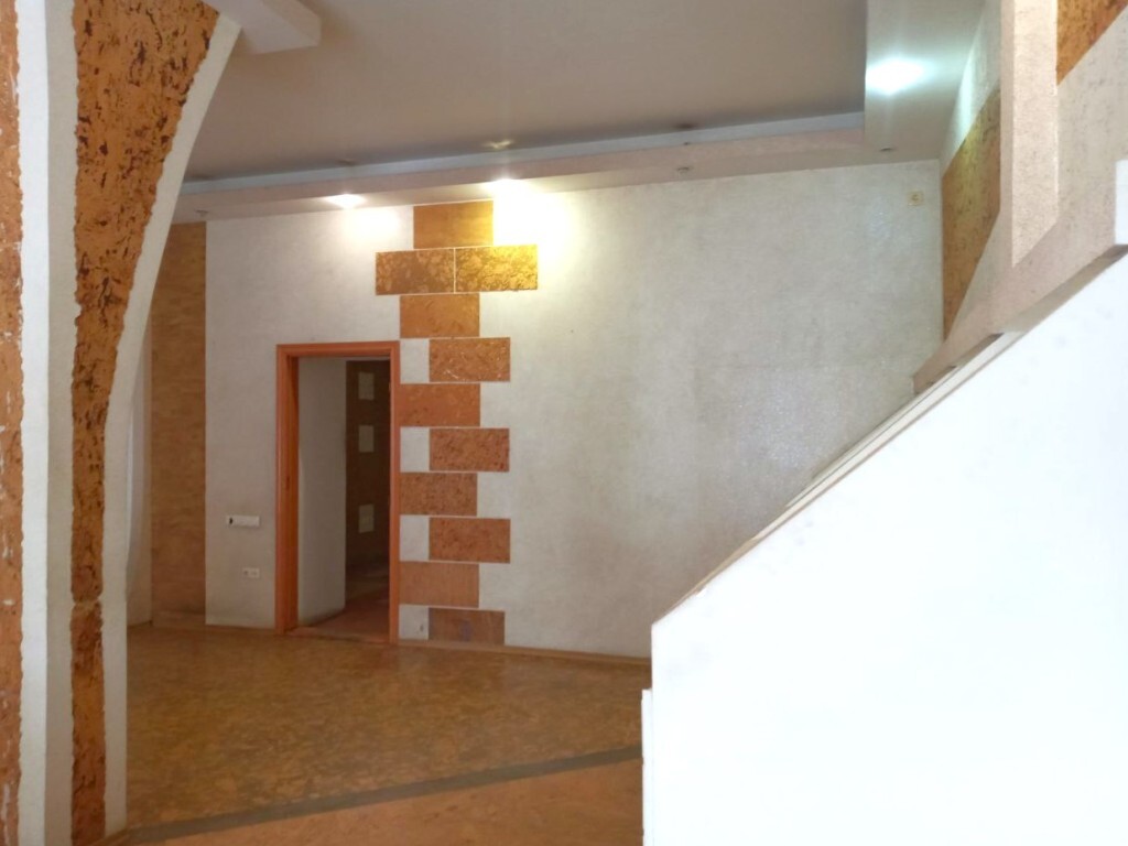Аренда торгового помещения 90 м², Новосельского ул., 84