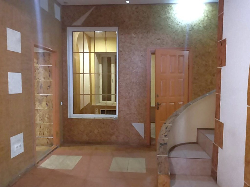 Аренда торгового помещения 90 м², Новосельского ул., 84