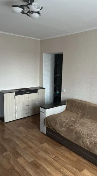 Продажа 1-комнатной квартиры 37 м², Интернационалистов ул.