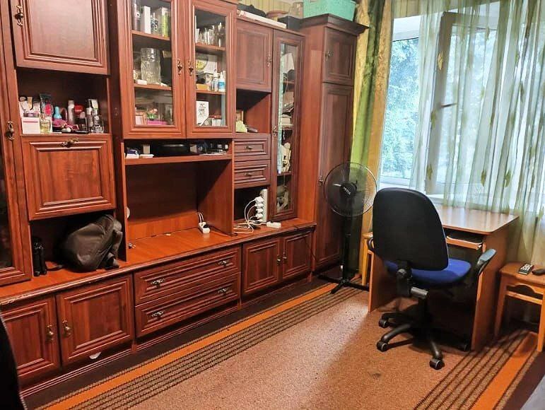 Продажа двух комнат, Героев Крут ул.
