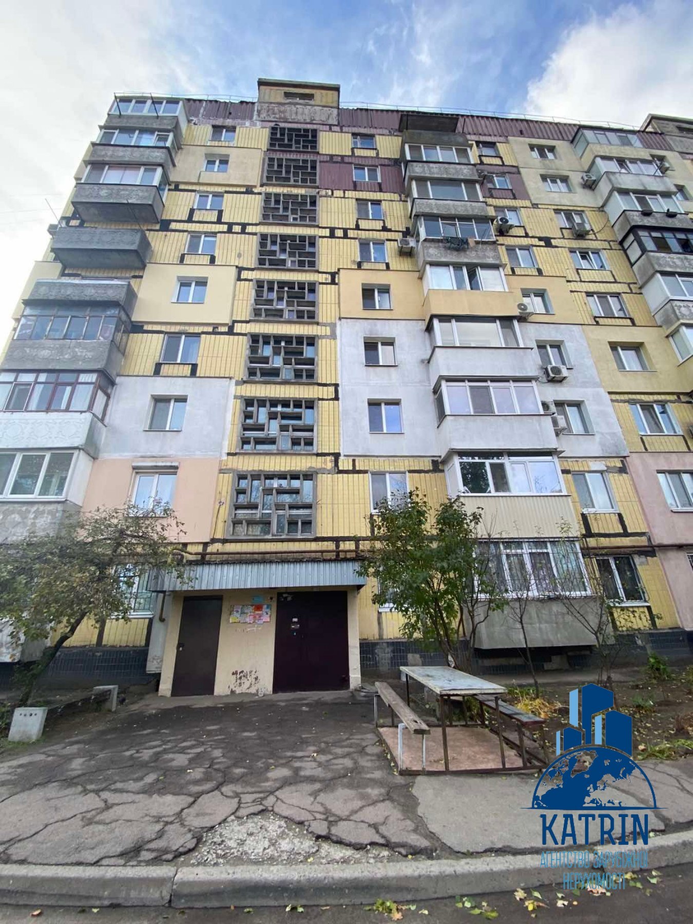 Оренда 2-кімнатної квартири 52 м², Генерала Захарченка вул.