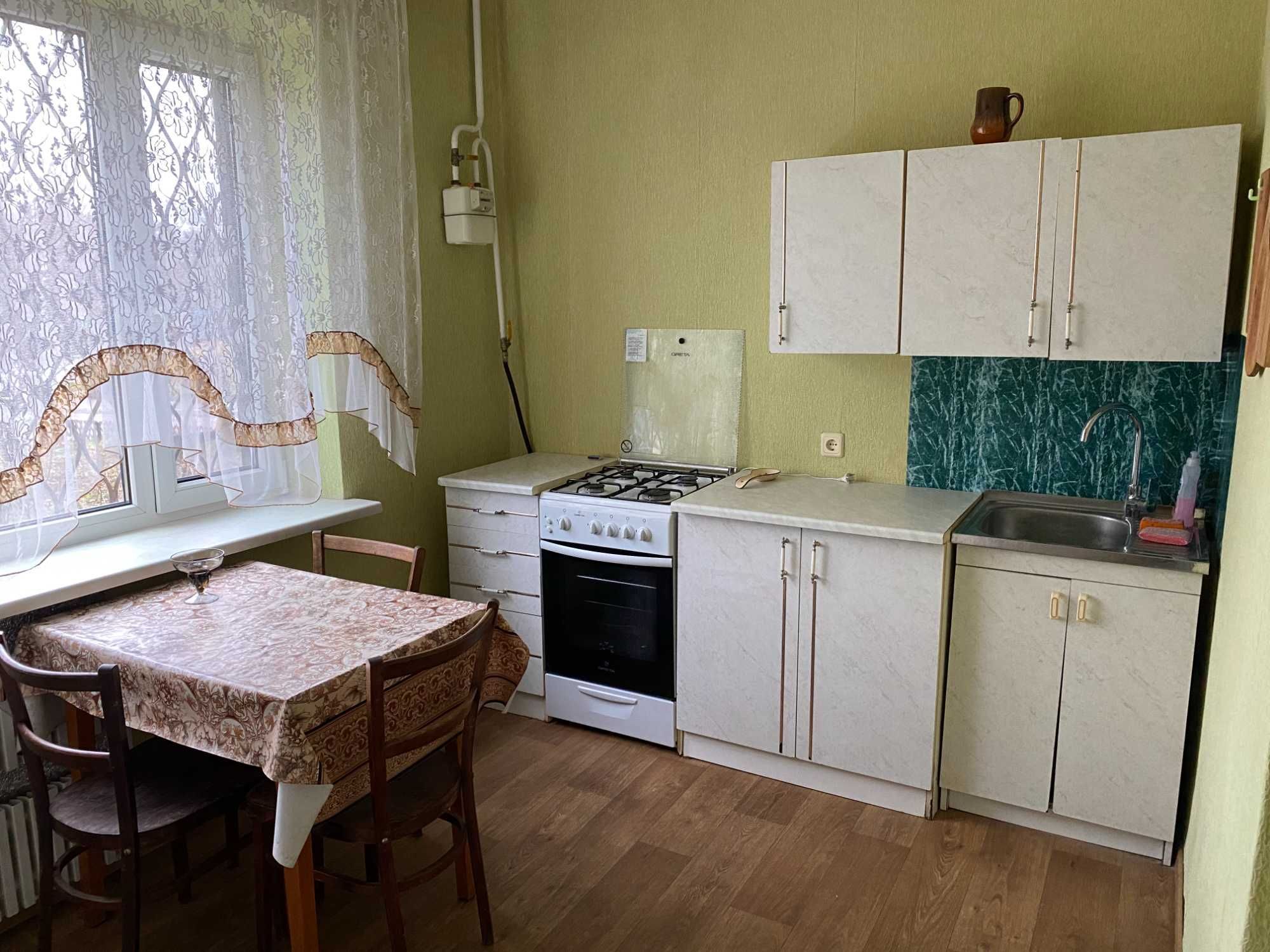 Оренда 1-кімнатної квартири 39 м², Шолохова вул.
