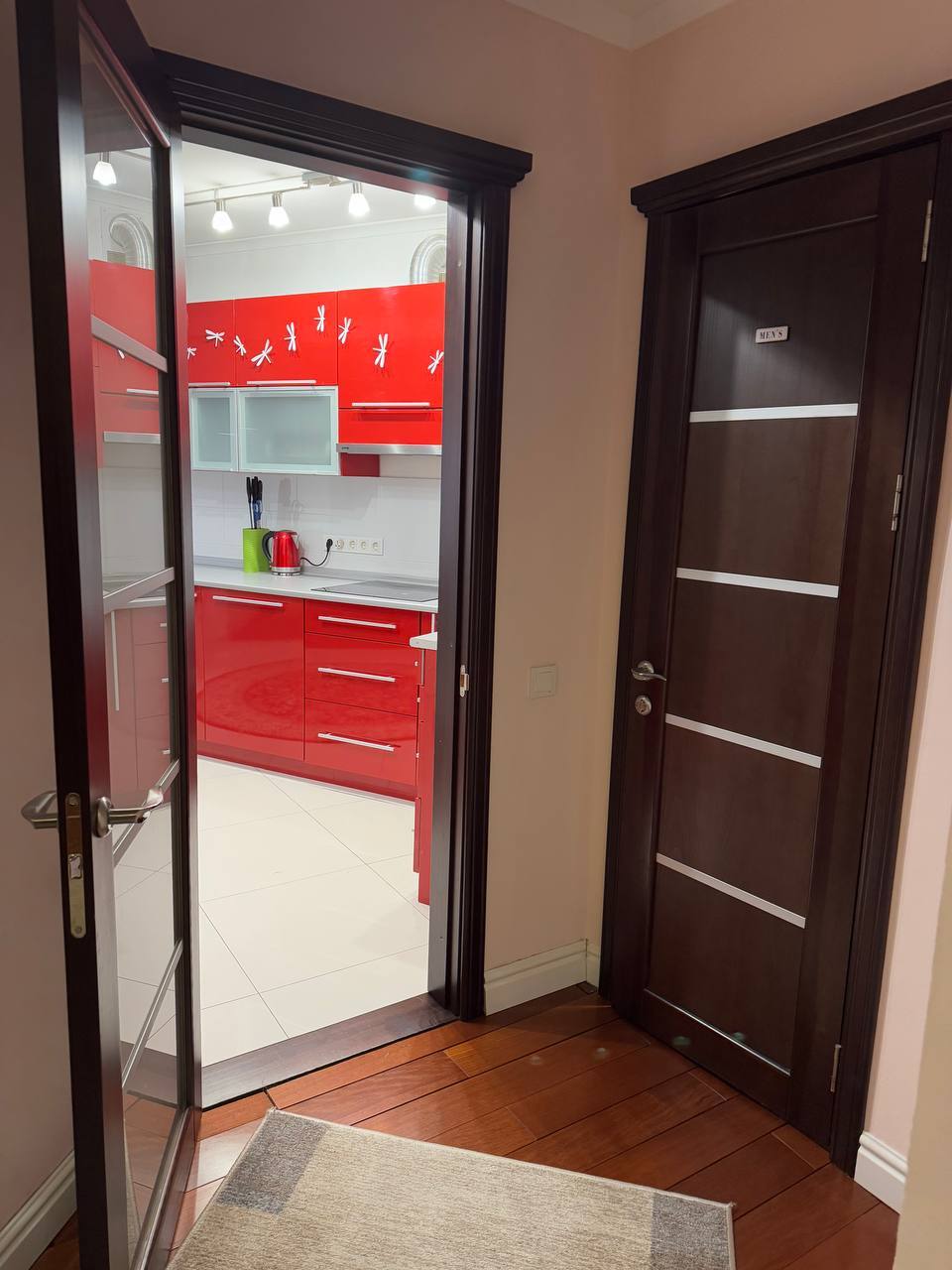 Продажа 3-комнатной квартиры 103 м², Новое Шоссе ул., 6