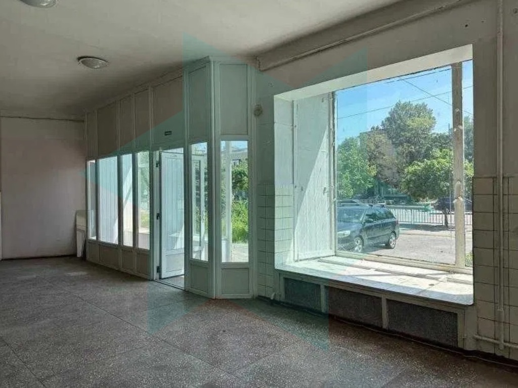 Продажа магазина 687 м², Слобожанский просп., 99