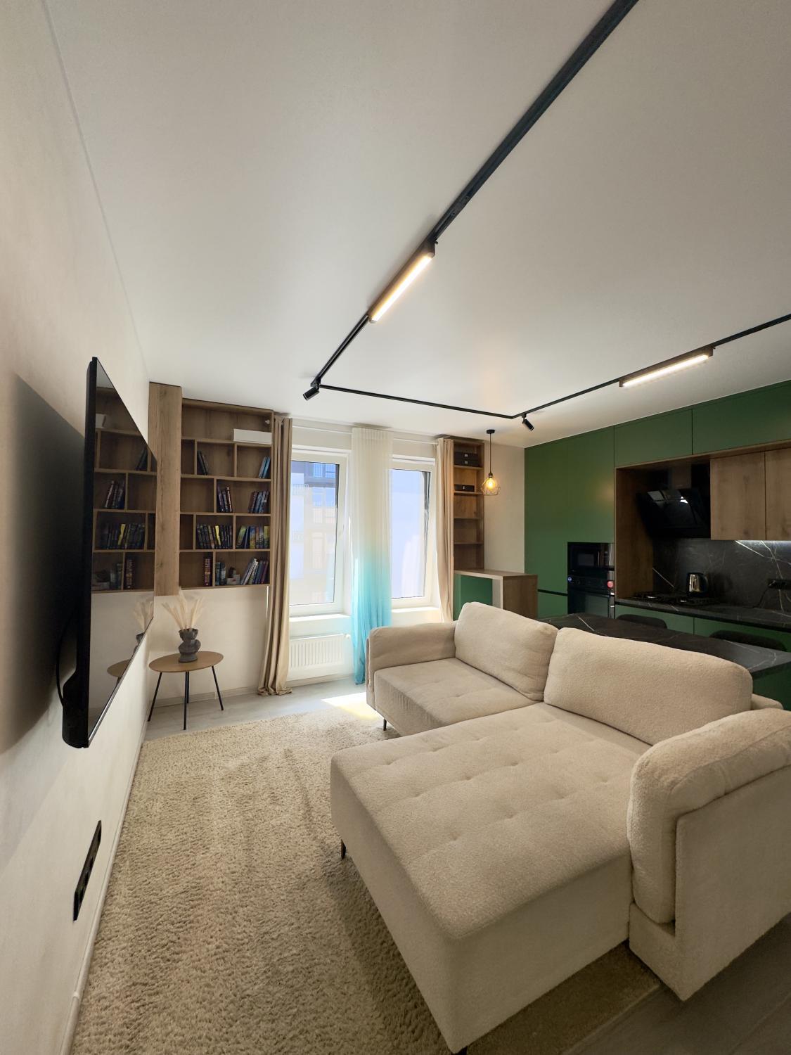 Продажа 2-комнатной квартиры 69.7 м², Чайковского ул., 5-К7