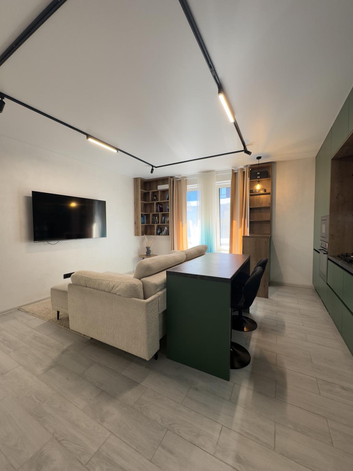 Продажа 2-комнатной квартиры 69.7 м², Чайковского ул., 5-К7
