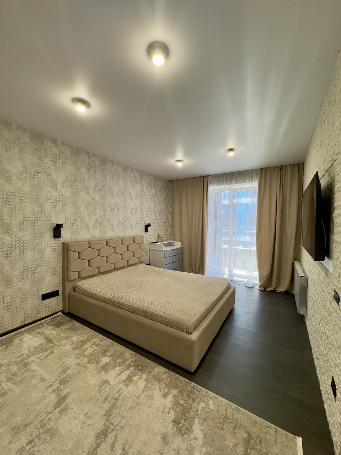 Продажа 2-комнатной квартиры 69.7 м², Чайковского ул., 5-К7