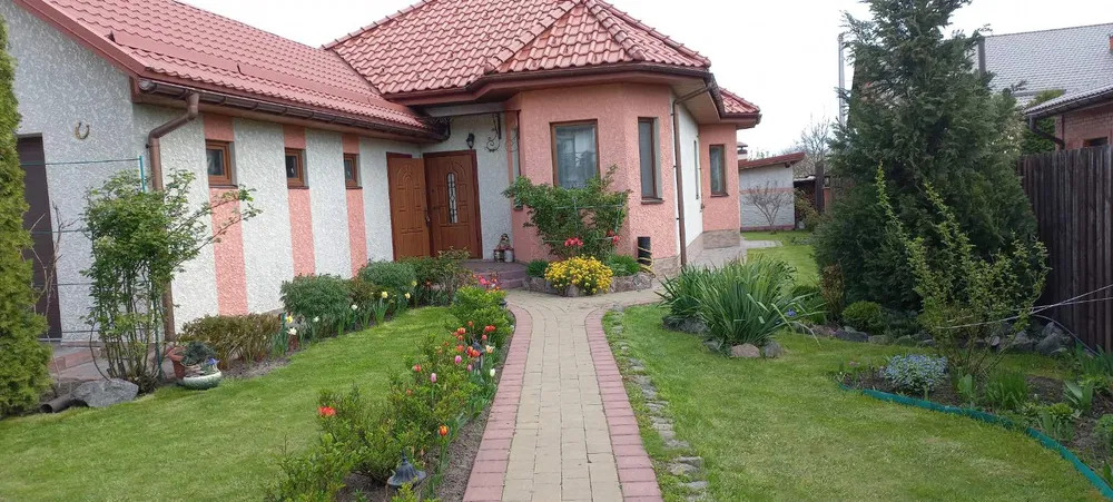 Продаж будинку 100 м²