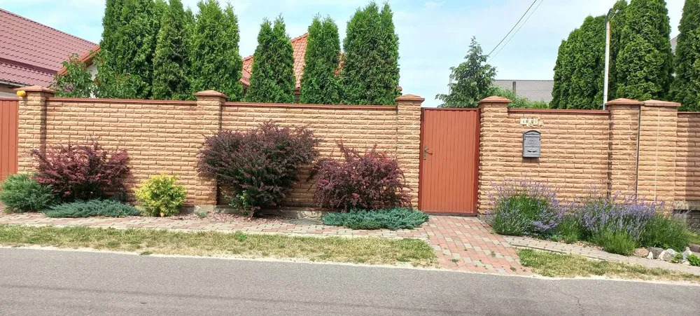 Продаж будинку 100 м²