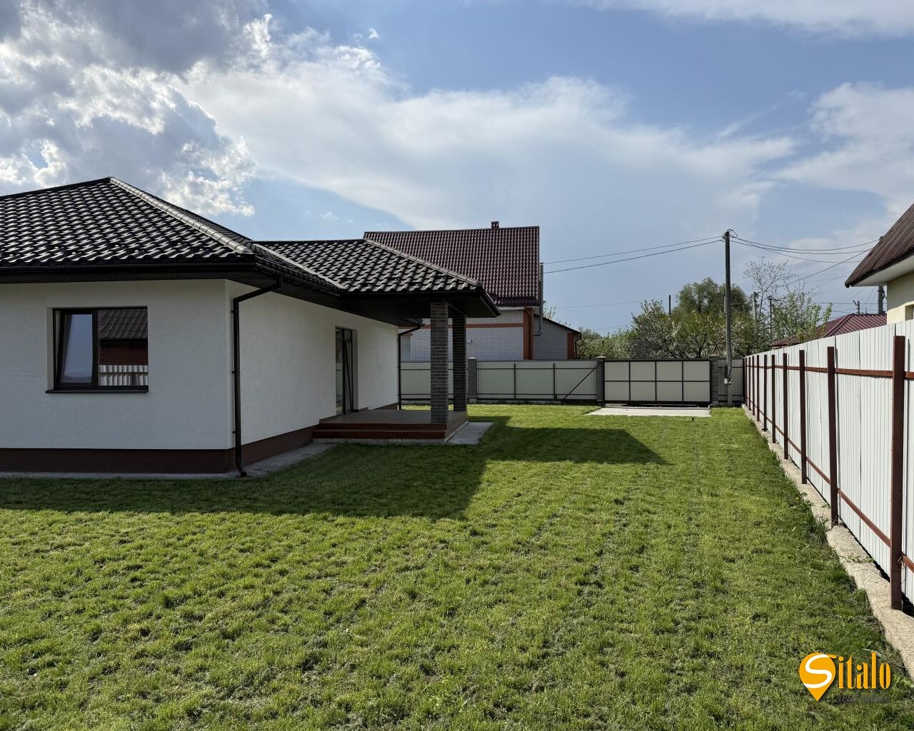 Продаж будинку 107 м²
