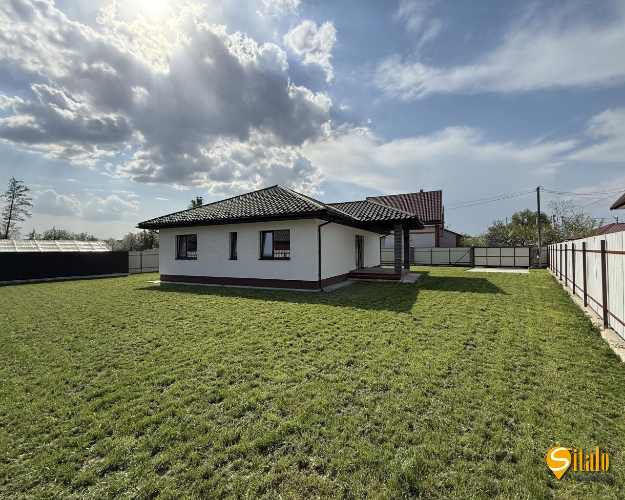 Продаж будинку 107 м²
