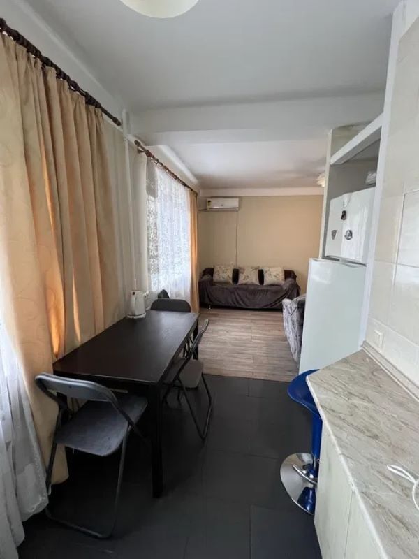 Аренда 2-комнатной квартиры 45 м², Кирилловская ул., 124