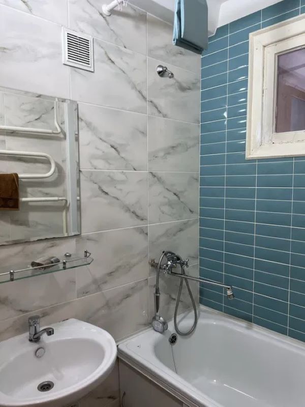 Аренда 2-комнатной квартиры 45 м², Кирилловская ул., 124