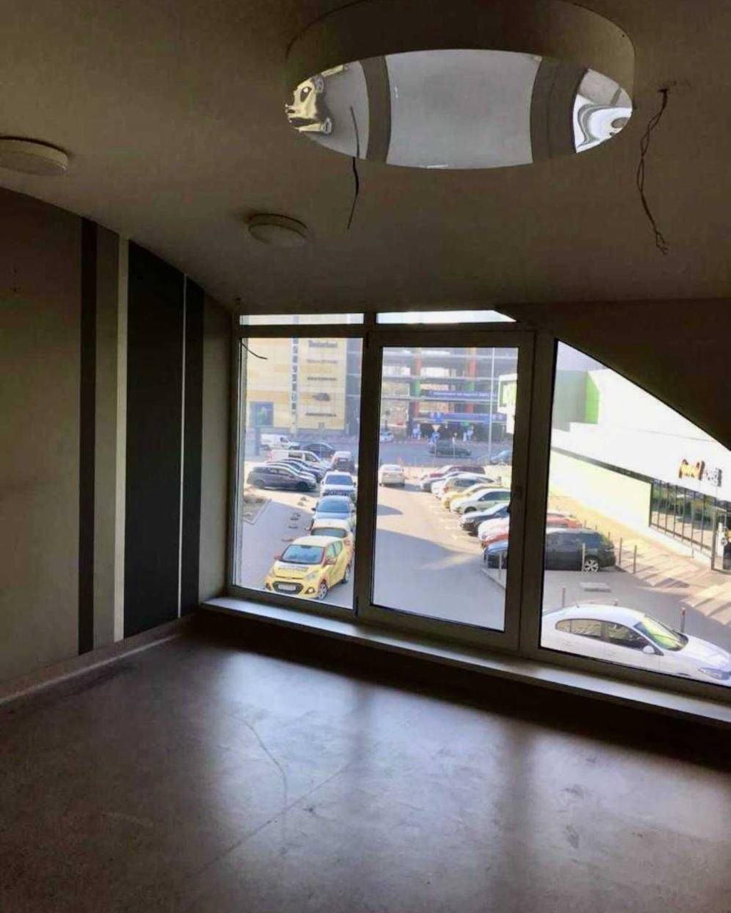 Оренда комерції 516 м², Дніпровська наб., 19
