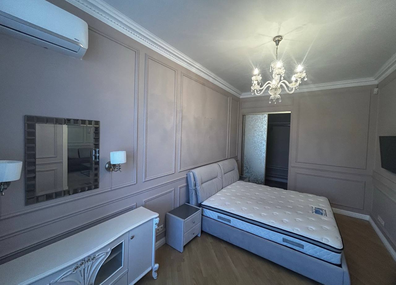 Оренда 3-кімнатної квартири 75 м², Лисенка вул., 8