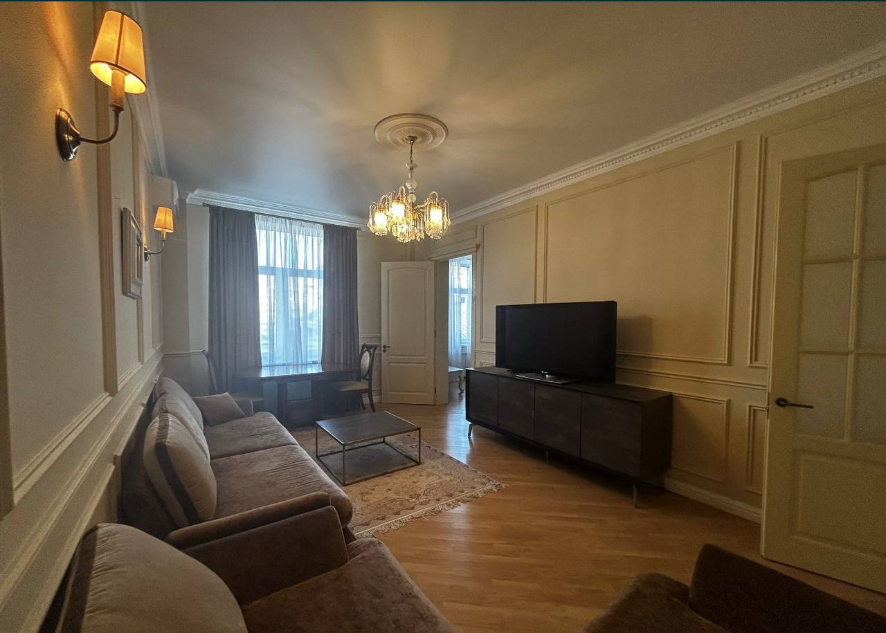 Оренда 3-кімнатної квартири 75 м², Лисенка вул., 8