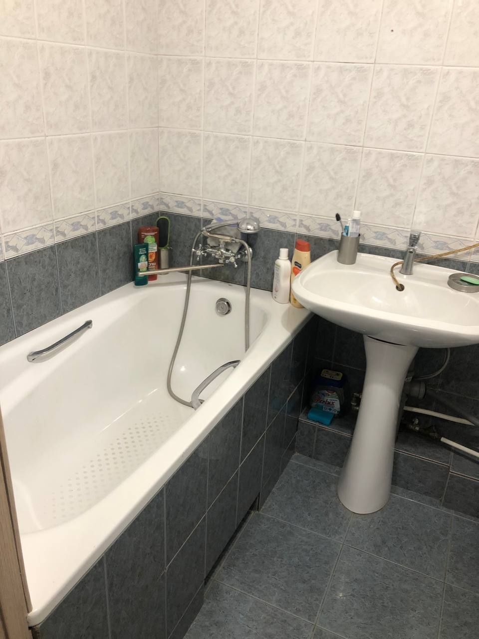 Оренда 2-кімнатної квартири 54 м², Тополь 2 вул.