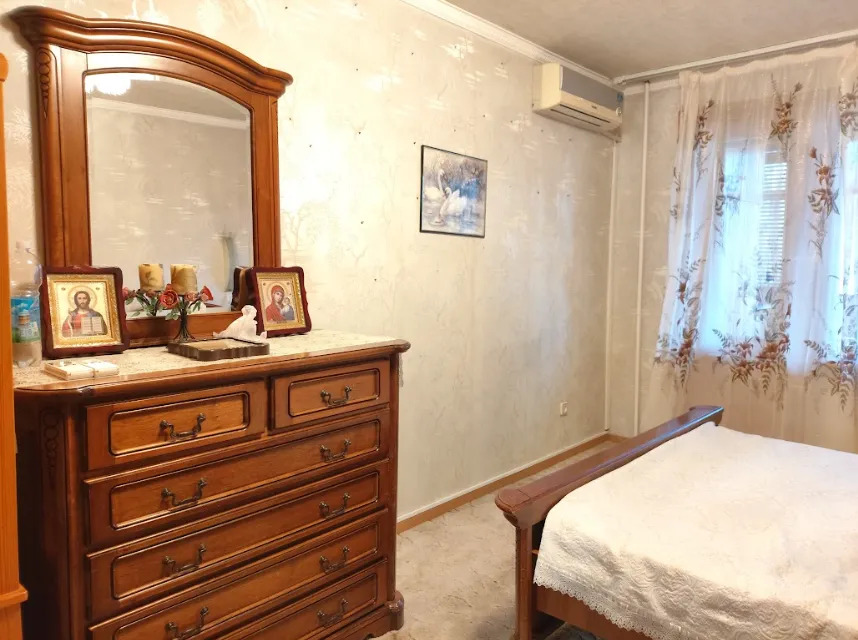Аренда 3-комнатной квартиры 70 м², Героев просп., 12