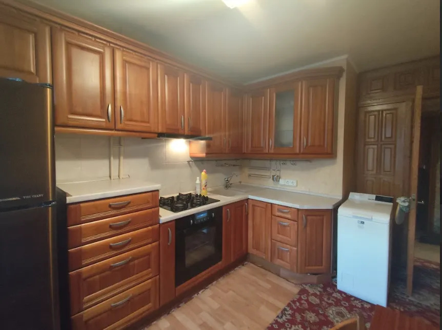 Аренда 3-комнатной квартиры 70 м², Героев просп., 12