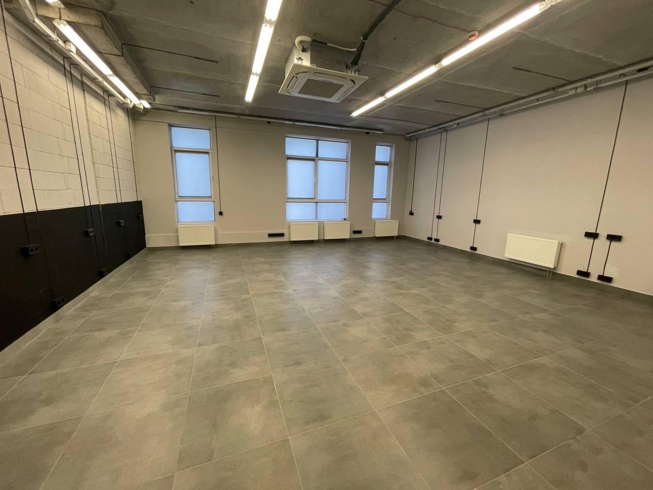 Аренда офиса 380 м², Степана Бандеры просп., 8