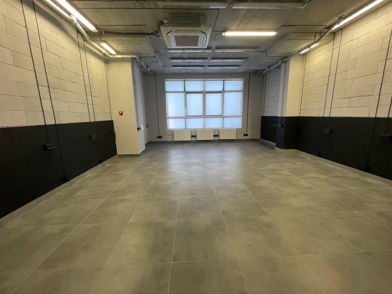 Аренда офиса 380 м², Степана Бандеры просп., 8