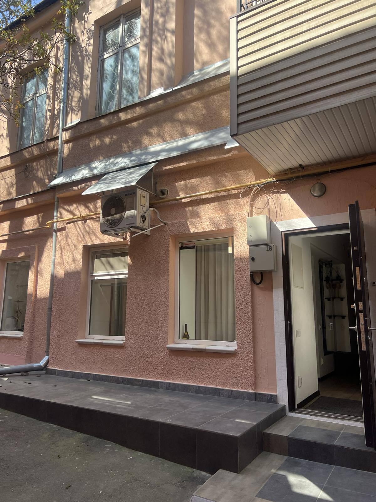 Продажа 2-комнатной квартиры 47 м², Троицкая ул., 22