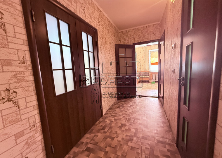 Продажа 2-комнатной квартиры 72 м², Николая Закревского ул., 97
