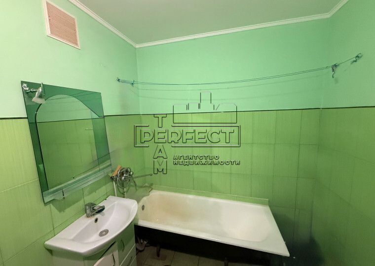 Продажа 2-комнатной квартиры 72 м², Николая Закревского ул., 97
