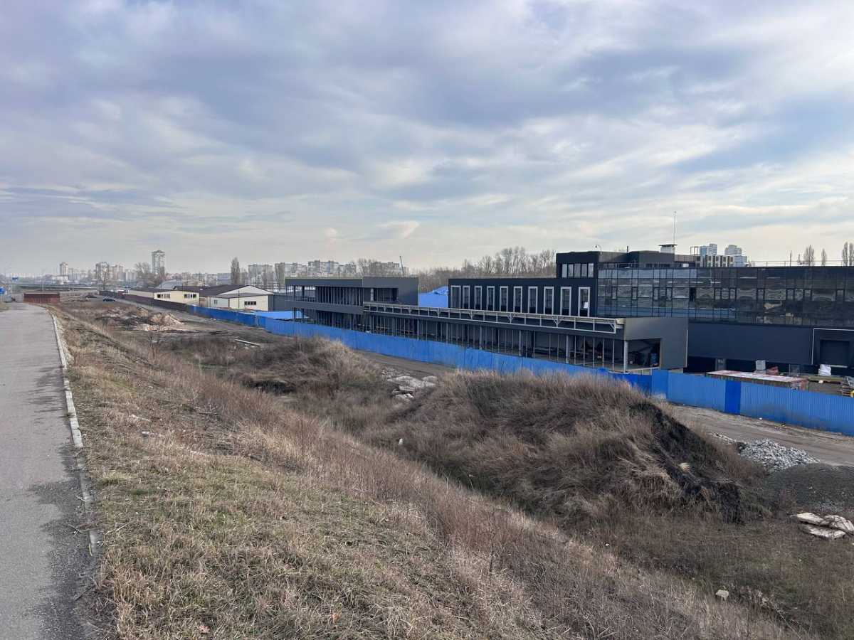 Оренда приміщення вільного призначення 1500 м², Кільцева дор.