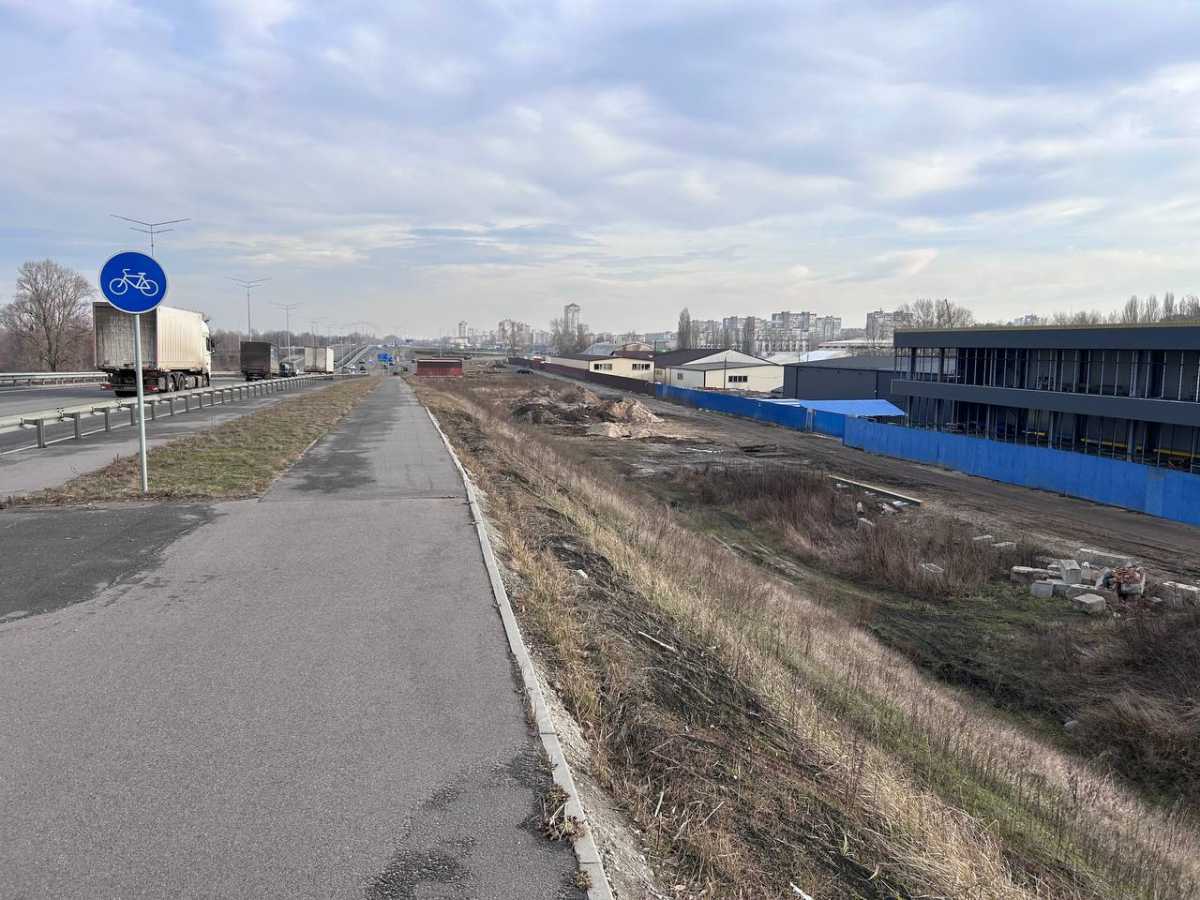 Оренда приміщення вільного призначення 1500 м², Кільцева дор.